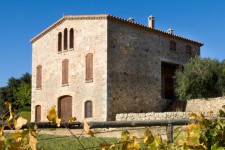 Masia Serra, un excel.lent celler a l’Alt Empordà